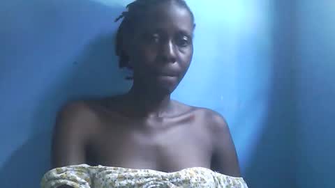 Snapshot of vvuuvvu chatting on 05-12-26, 12:35 vvuuvvu online show from 05-12-26, 12:35