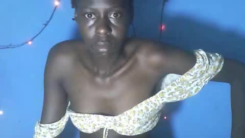 Snapshot of vvuuvvu chatting on 05-13-26, 04:21 vvuuvvu online show from 05-13-26, 04:21
