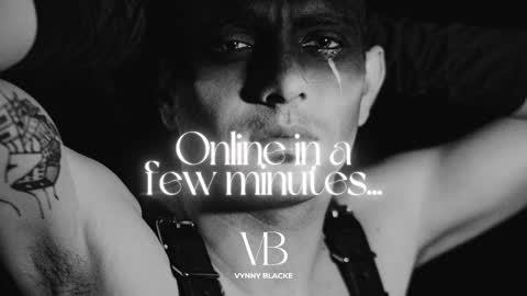 Snapshot of vynny_blacke_ chatting on 01-08-26, 04:15 Vynny Blacke online show from 01-08-26, 04:15