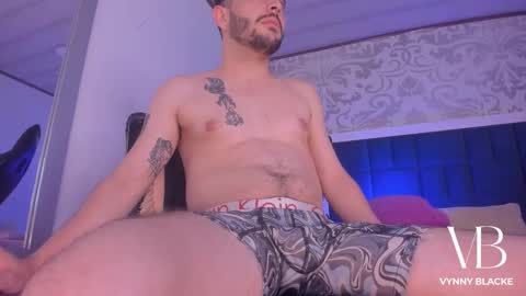 Snapshot of vynny_blacke_ chatting on 03-12-26, 06:19 Vynny Blacke online show from 03-12-26, 06:19