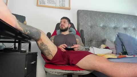 vyxen_ online show from 04-09-26, 08:25