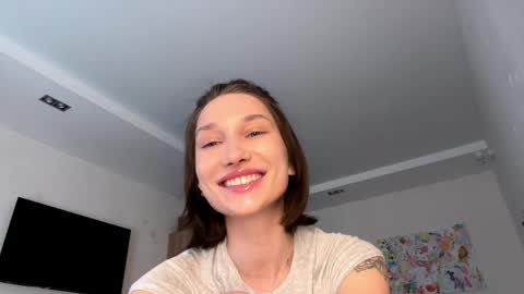 Snapshot of waiauyong chatting on 04-13-26, 07:14 Sarah online show from 04-13-26, 07:14