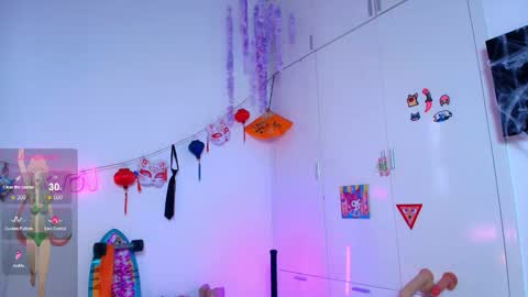 Snapshot of waifu_exe chatting on 11-17-25, 05:13 Waifu exe online show from 11-17-25, 05:13