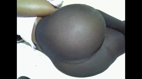 Snapshot of wakanda_43 chatting on 02-08-25, 08:31 candy online show from 02-08-25, 08:31