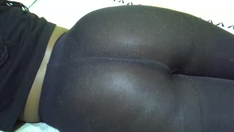 Snapshot of wakanda_43 chatting on 02-19-25, 06:11 candy online show from 02-19-25, 06:11