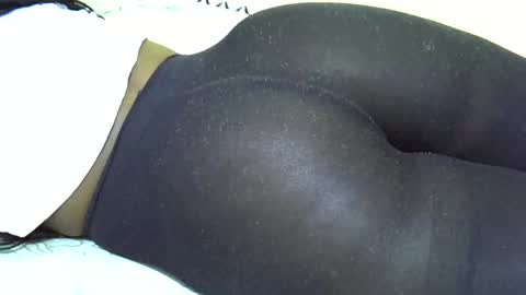 Snapshot of wakanda_43 chatting on 02-22-25, 07:25 candy online show from 02-22-25, 07:25