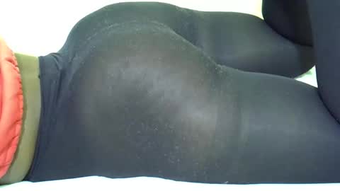 Snapshot of wakanda_43 chatting on 09-13-25, 04:45 candy online show from 09-13-25, 04:45