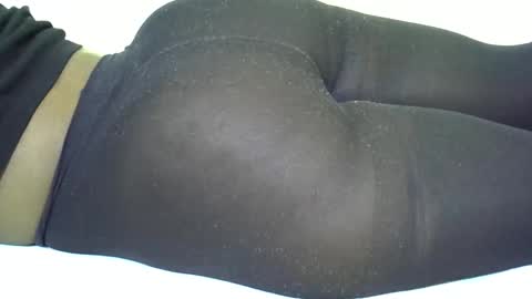 Snapshot of wakanda_43 chatting on 09-19-25, 07:10 candy online show from 09-19-25, 07:10