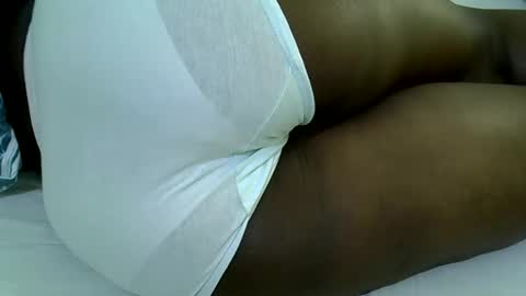 Snapshot of wakanda_43 chatting on 09-24-25, 05:55 candy online show from 09-24-25, 05:55