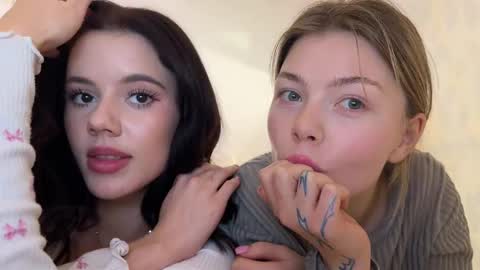 Snapshot of waki_lucky chatting on 12-03-24, 12:59 Mia online show from 12-03-24, 12:59