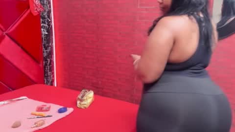 waleska   online show from 11-20-25, 11:54