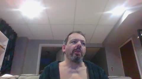 walker033 online show from 05-04-26, 05:14