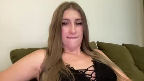 Snapshot of walkiria19 chatting on 06-28-26, 07:20 walkiria19 online show from 06-28-26, 07:20