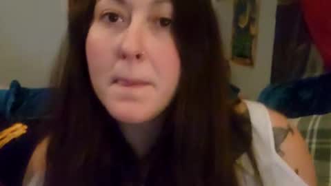 Walnut4u online show from 01-23-25, 04:52