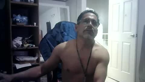 Snapshot of walo_77 chatting on 01-07-26, 05:43 walo_77 online show from 01-07-26, 05:43