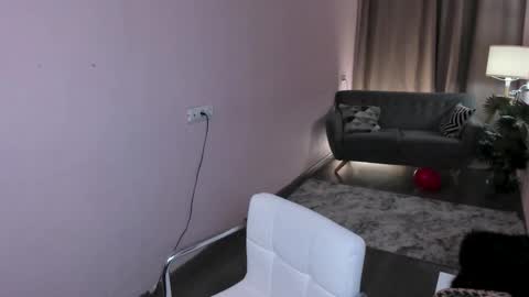 Jessica and Waltera online show from 02-15-26, 02:58