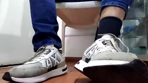 Snapshot of waltherfeet_ chatting on 06-09-26, 02:17 WaltherFeet online show from 06-09-26, 02:17