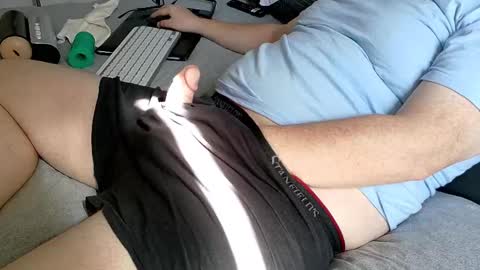 I love the ol in-n-out  online show from 10-02-25, 04:03