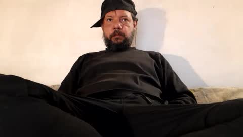 Snapshot of wand_dick chatting on 04-12-26, 10:04 Luki69 online show from 04-12-26, 10:04