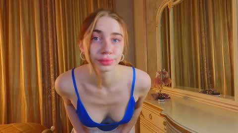 hello guys im Lilian online show from 11-11-25, 03:06