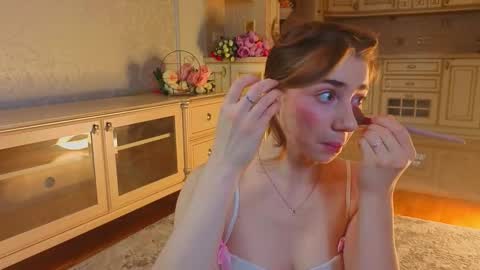 hello guys im Lilian online show from 11-15-25, 03:15