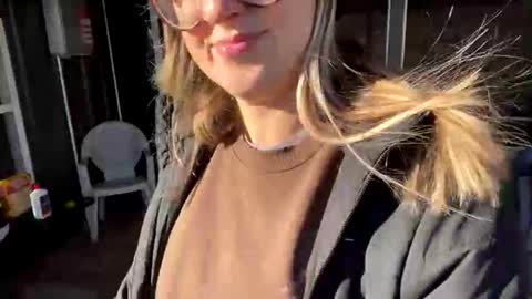 Snapshot of wanderlustjade chatting on 01-13-25, 09:09 Jade  Adonis online show from 01-13-25, 09:09