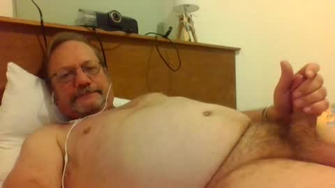 Snapshot of wanky357 chatting on 07-17-26, 09:30 Tibo Love online show from 07-17-26, 09:30