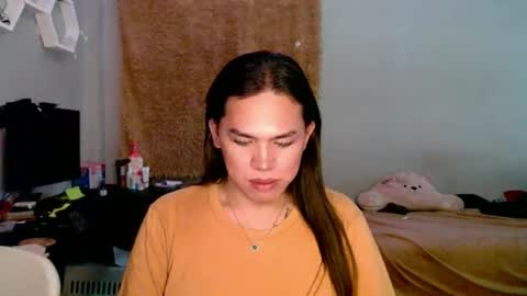 Snapshot of wanna_bewithyouxxx chatting on 06-10-26, 10:08 LIZA online show from 06-10-26, 10:08