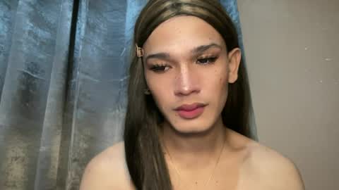 Snapshot of wanna_bewithyouxxx chatting on 07-14-26, 12:11 LIZA online show from 07-14-26, 12:11