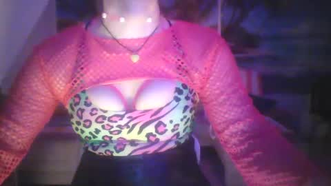 Emilia inst  online show from 12-22-24, 05:12