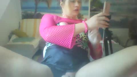 Emilia inst  online show from 12-22-24, 01:11