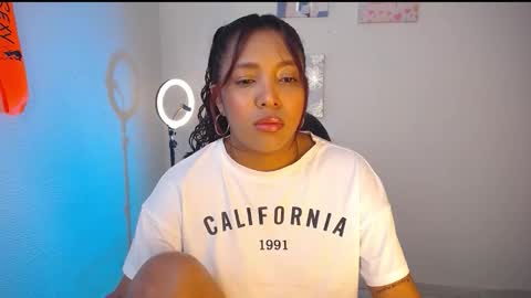 Snapshot of warisgoddes chatting on 01-16-26, 09:02 EMILY online show from 01-16-26, 09:02