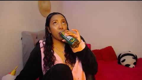 Snapshot of warisgoddes chatting on 02-23-26, 07:06 EMILY online show from 02-23-26, 07:06