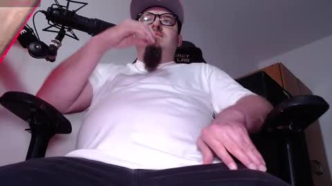 Warno online show from 10-23-25, 04:23