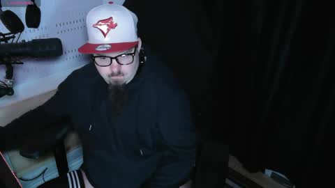 Warno online show from 04-15-26, 04:19