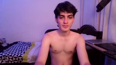  W A R R E N B L U S H F I R E online show from 10-20-25, 04:24