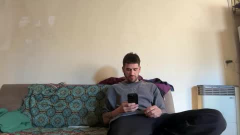 wearetwo online show from 11-09-25, 04:49