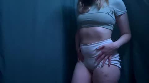 watchandwantme online show from 04-22-26, 04:15