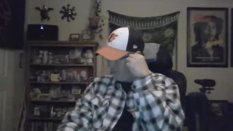 Snapshot of waterfire420 chatting on 02-14-25, 07:28 waterfire420 online show from 02-14-25, 07:28