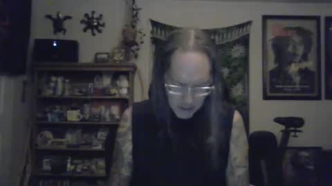 Snapshot of waterfire420 chatting on 02-19-25, 01:40 waterfire420 online show from 02-19-25, 01:40