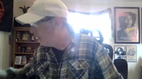 Snapshot of waterfire420 chatting on 10-24-25, 06:04 waterfire420 online show from 10-24-25, 06:04