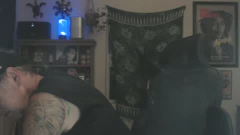 Snapshot of waterfire420 chatting on 11-20-25, 02:34 waterfire420 online show from 11-20-25, 02:34