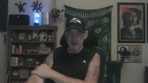 Snapshot of waterfire420 chatting on 11-27-25, 02:35 waterfire420 online show from 11-27-25, 02:35