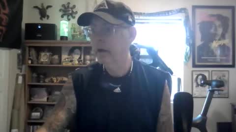 Snapshot of waterfire420 chatting on 03-03-26, 12:28 waterfire420 online show from 03-03-26, 12:28