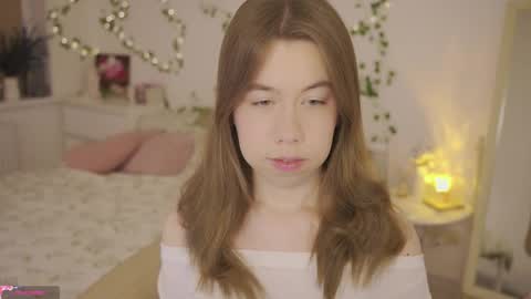 Snapshot of watermelon_sugar_ chatting on 03-13-26, 04:13 Tess Pls support me with Can we reach 155 my favorite number online show from 03-13-26, 04:13