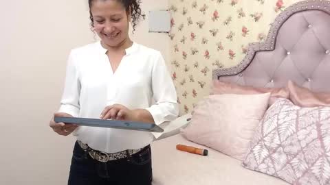 Milf Latina online show from 03-21-26, 01:16