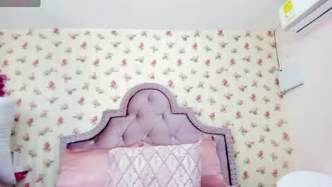 Milf Latina online show from 06-15-26, 02:52