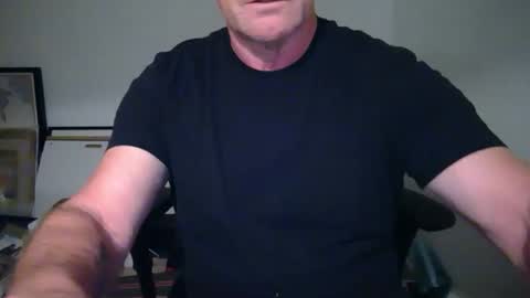 Snapshot of wavetops chatting on 04-04-26, 07:50 Pete online show from 04-04-26, 07:50