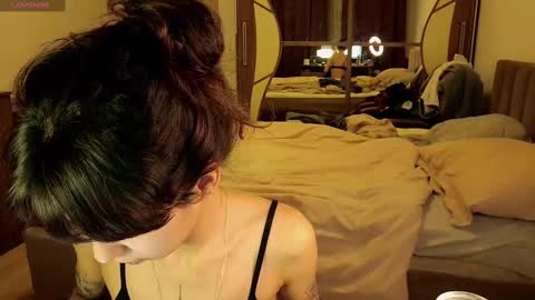 Mina online show from 12-02-24, 06:54