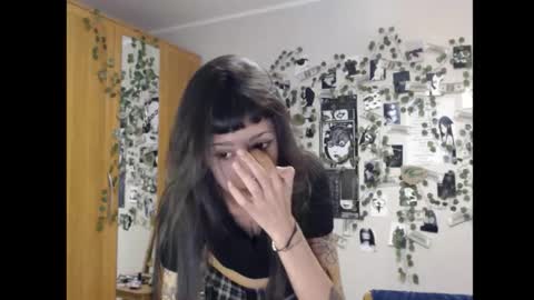 Mina online show from 10-08-25, 04:48